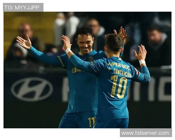 波尔图与罗马对决阵容分析及球员表现展望