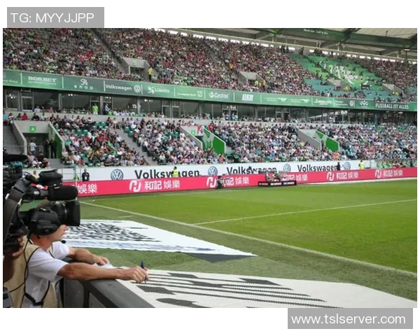 科隆对阵奥斯纳布鲁克精彩赛事前瞻与分析助你掌握比赛动态